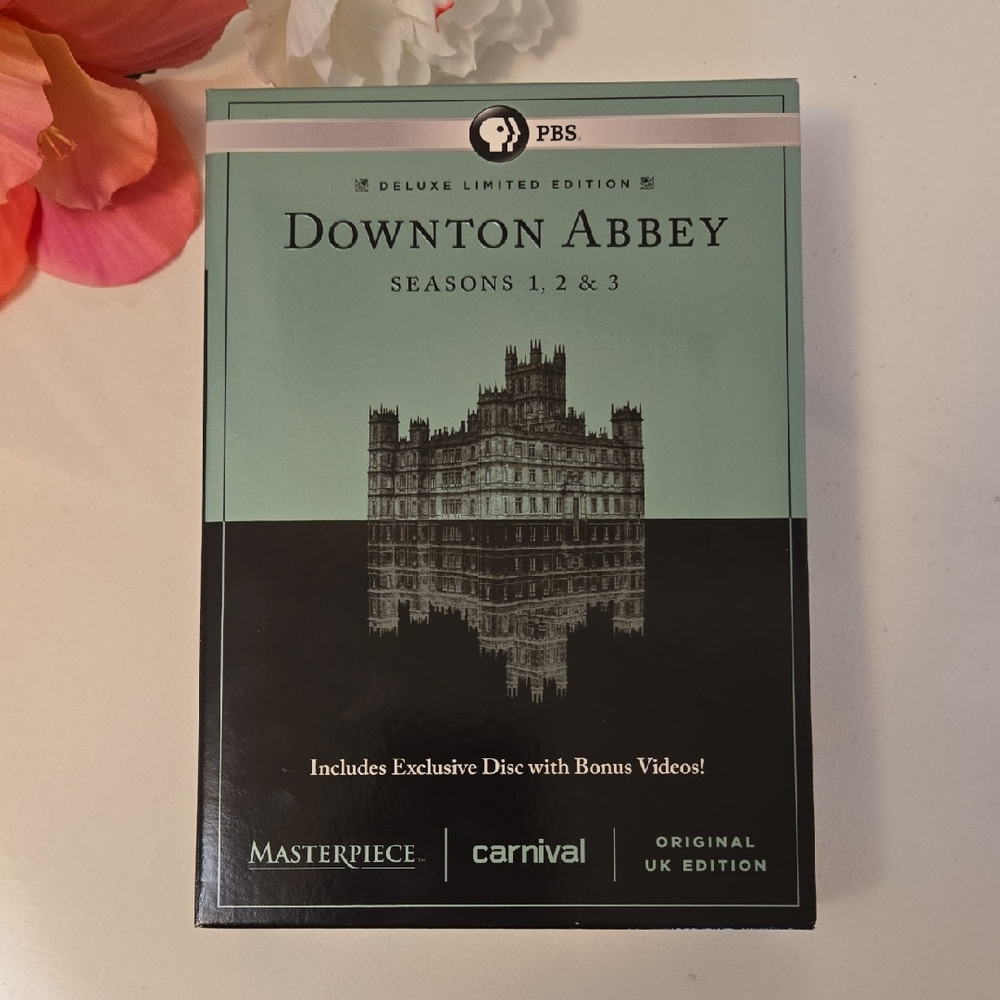 Downton Abbey Deluxe Ltd Edition PBS Seasons 1 2 and 3
